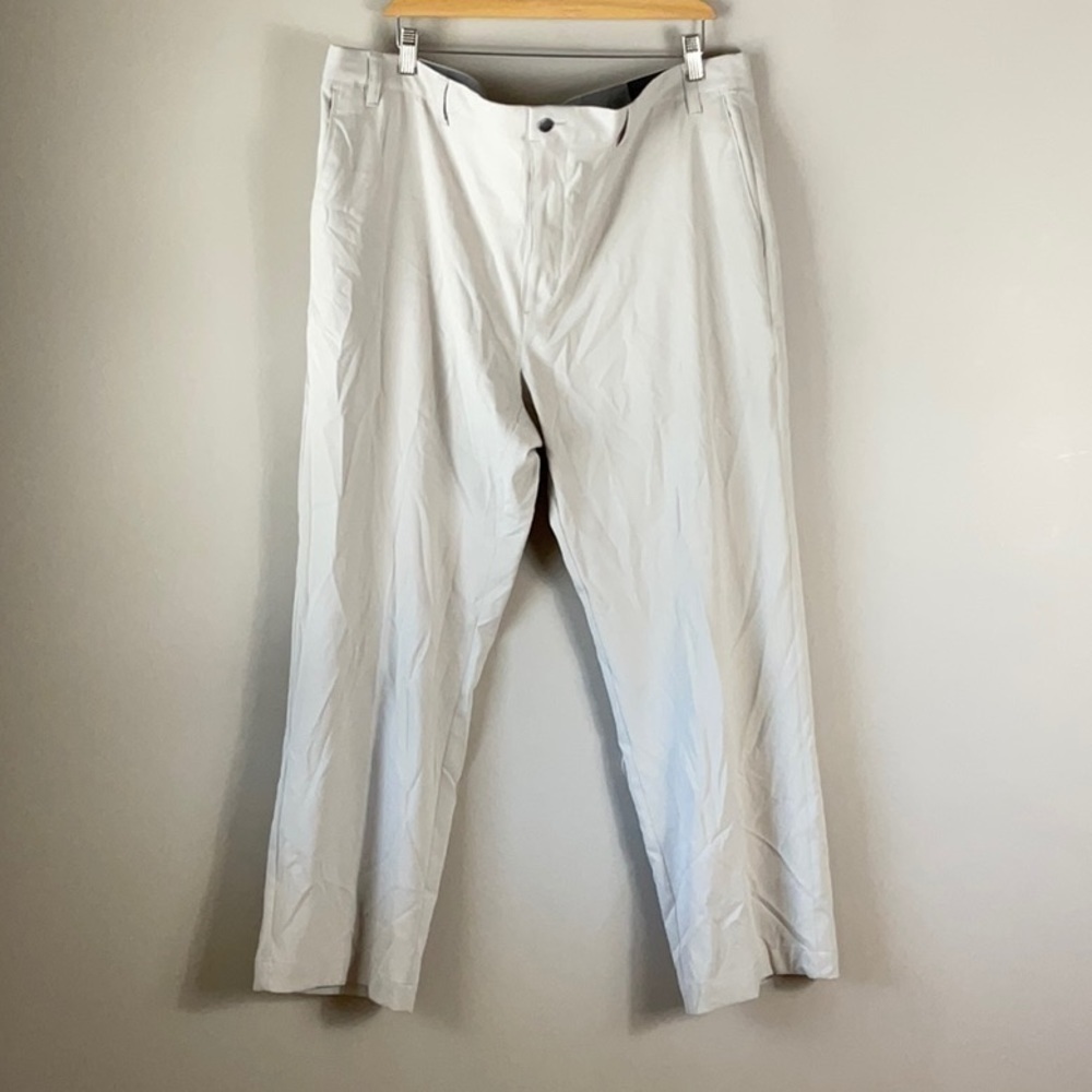 Mens Stretch Lightweight Classic Pant with Active Waistband silver lining